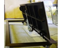 Люки в подвал с электроприводом стелс-эл 900*1600п на пульте